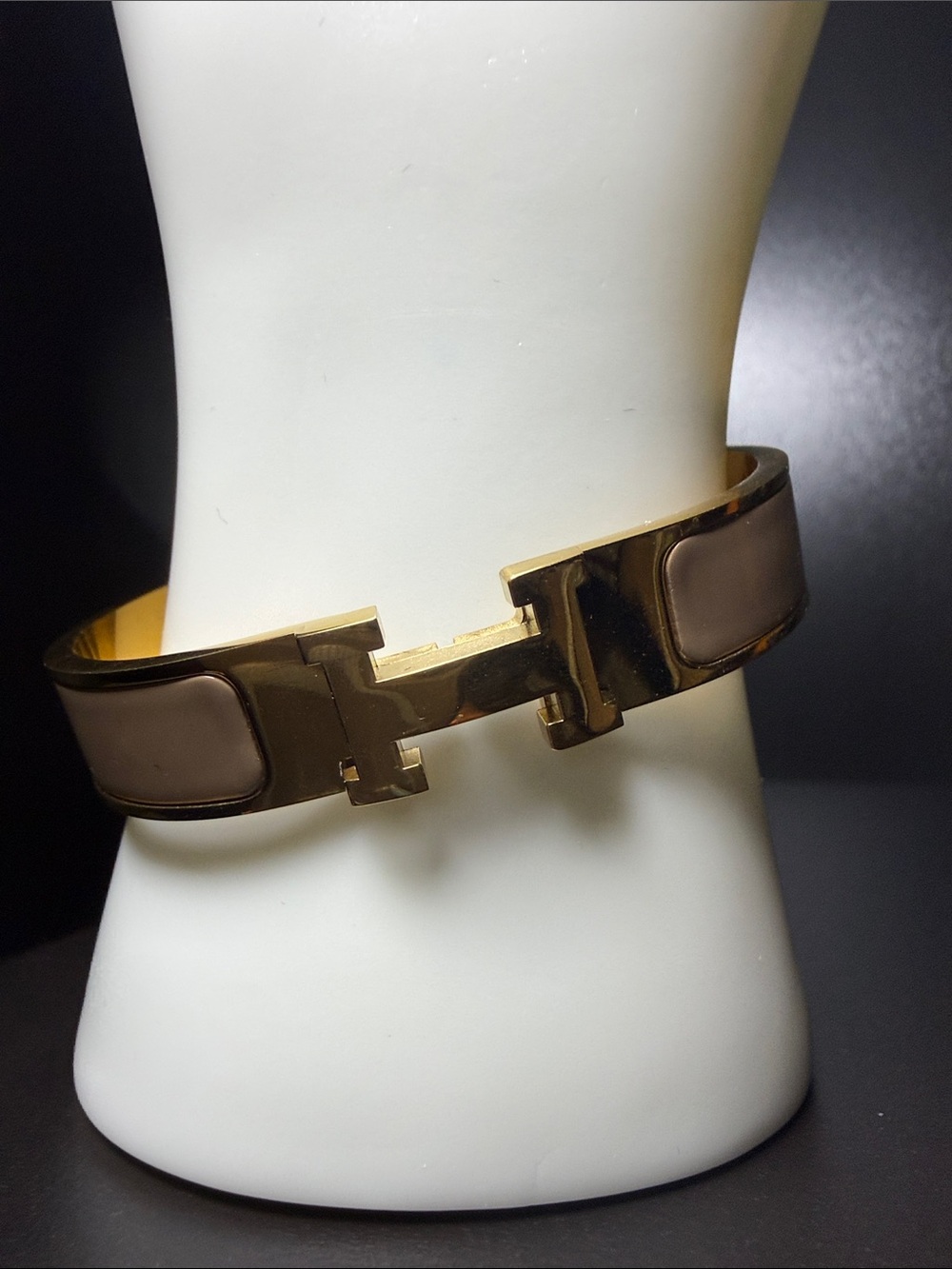 Clic Gold & Beige H Bracelet Bangle - Designer Style